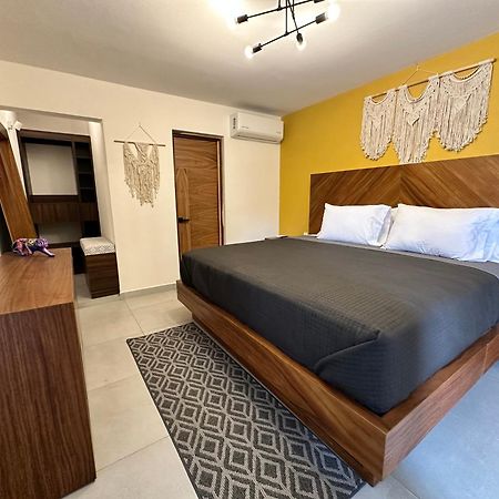 Hotel Boutique Villa Escondida, A Pasos De Lo Mejor En Tlaquepaque Екстериор снимка