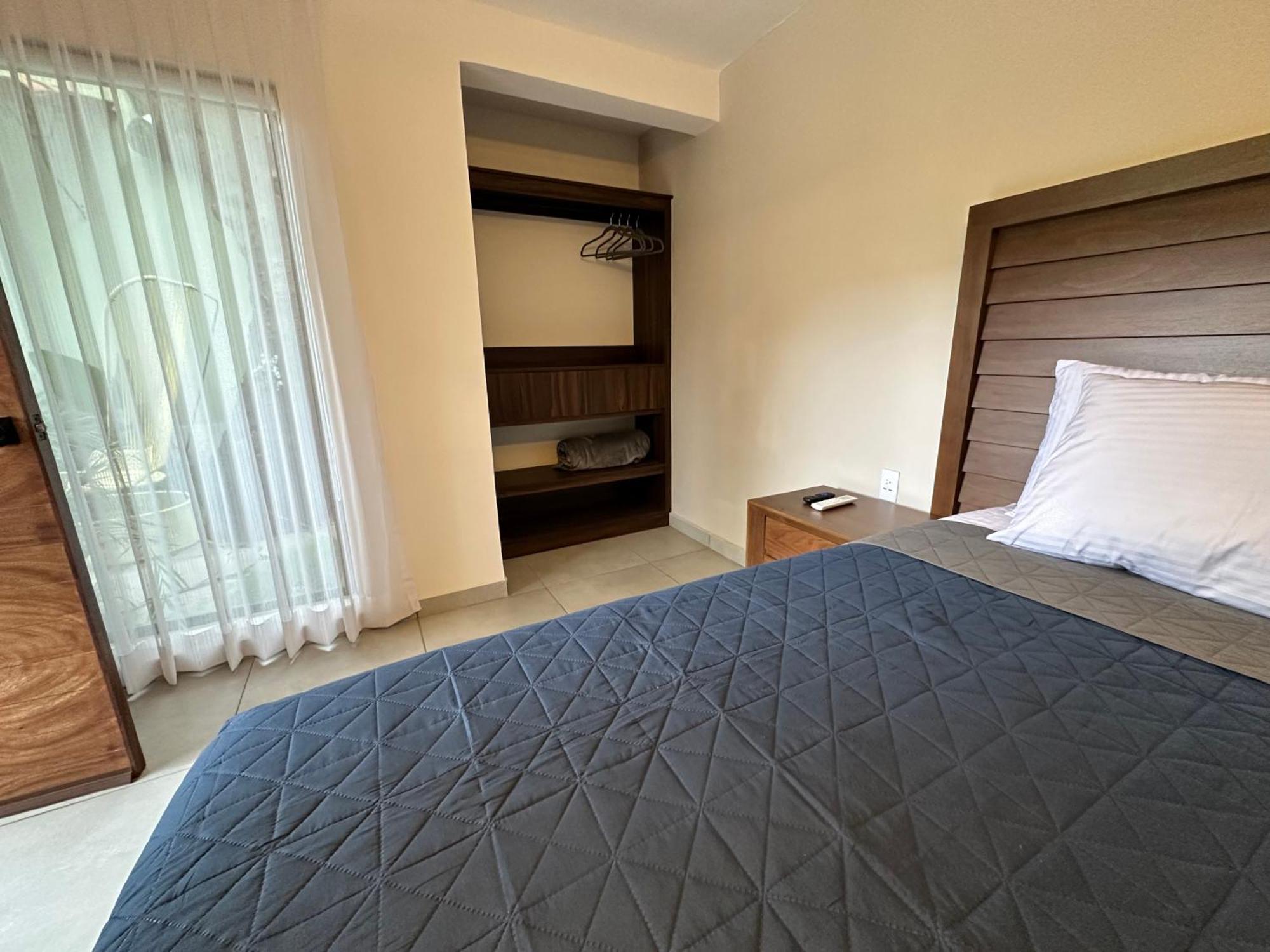 Hotel Boutique Villa Escondida, A Pasos De Lo Mejor En Tlaquepaque Екстериор снимка