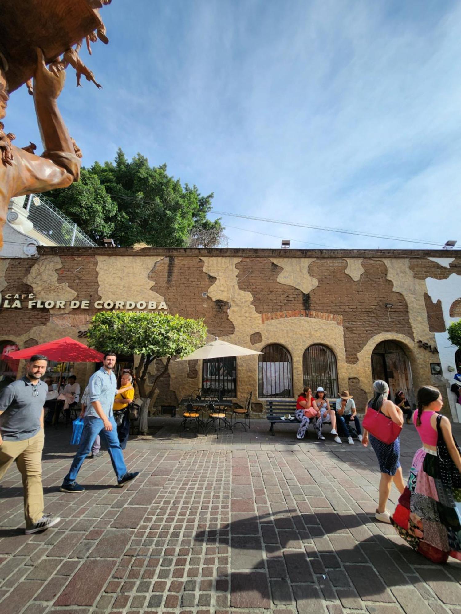 Hotel Boutique Villa Escondida, A Pasos De Lo Mejor En Tlaquepaque Екстериор снимка